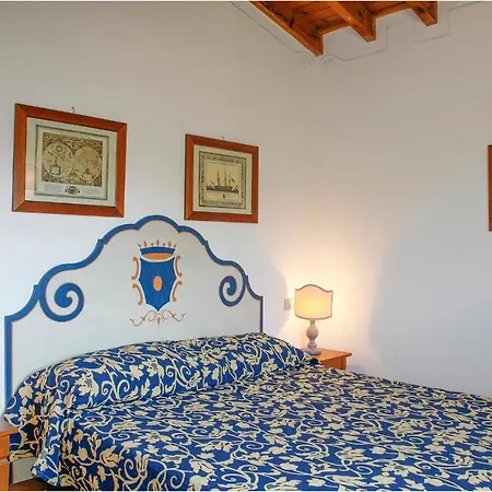 1 Bedroom Awesome In Punta Su Turrione