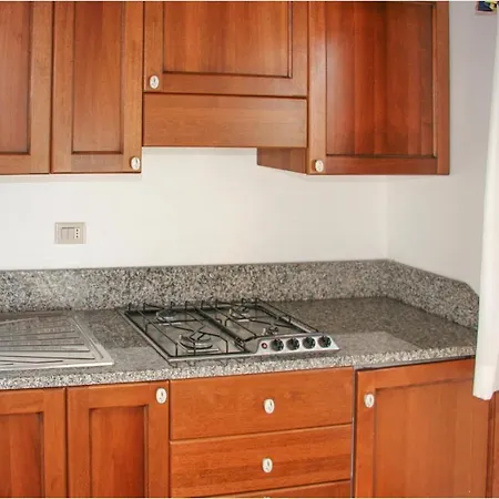 1 Bedroom Awesome In Punta Su Turrione Appartement Punta de su Torrione
