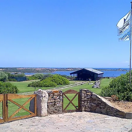1 Bedroom Awesome In Punta Su Turrione Appartement
